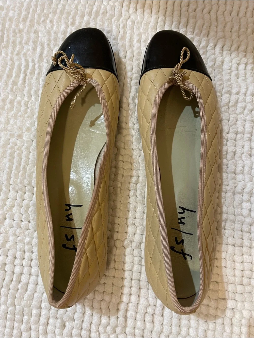 Quilted Two-Tone Ballet Flats in Beige and Black